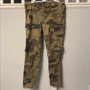 GUESS Camo skinny Jeans
